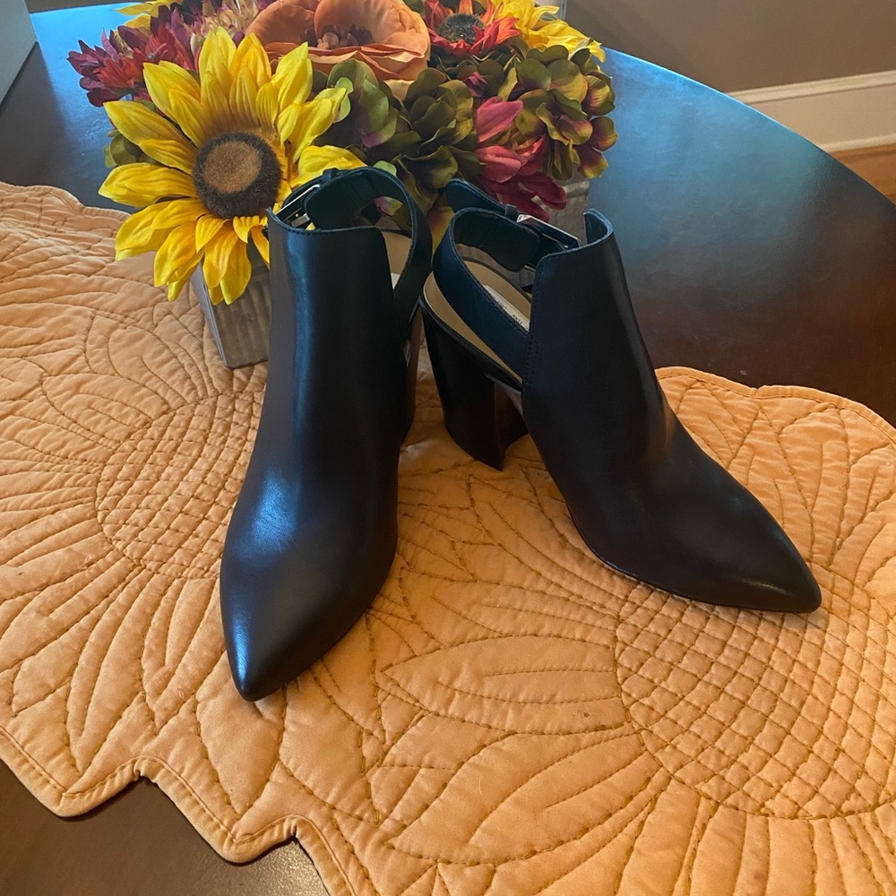 NEW Dolce Vita bootie